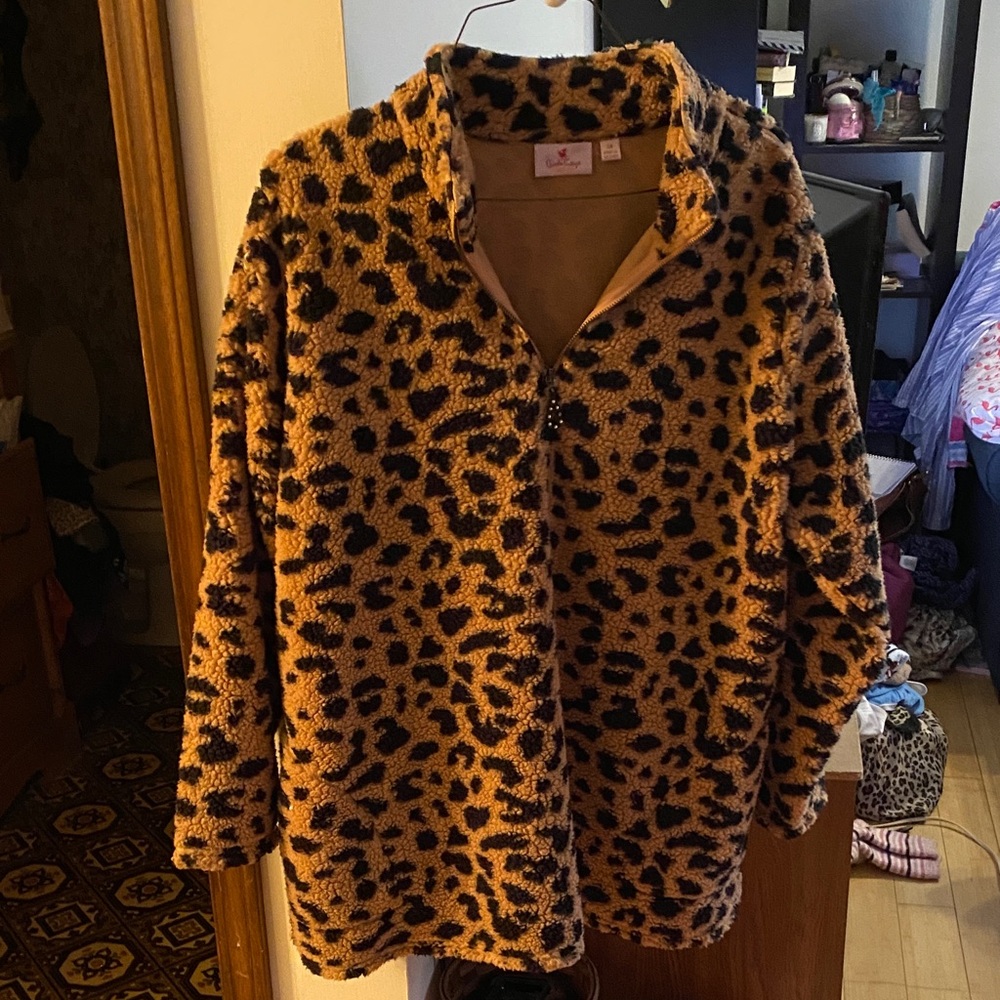 Quacker Factory Leopard Print Teddy Jacket New Pit27” length 29